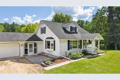 1135 County Road K, Wisconsin Dells, WI 53965 - Photo 4