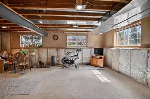 6825 Bluff Point Dr, Madison, WI 53718 - Photo 28