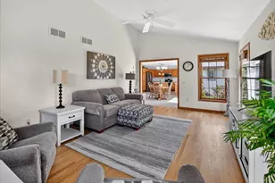 6825 Bluff Point Dr, Madison, WI 53718 - Photo 14