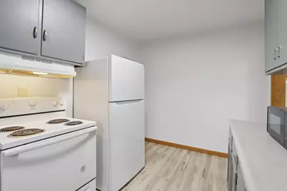 802 W Franklin Street, Portage, WI 53901 - Photo 14