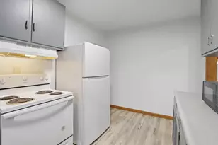 802 W Franklin St, Portage, WI 53901 - Photo 14