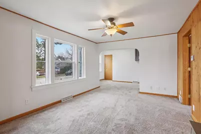 802 W Franklin Street, Portage, WI 53901 - Photo 18