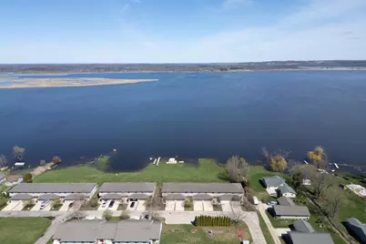 178 E Front Street #31, Marquette, WI 53947 - Photo 38