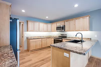 1618 Michigan Avenue, Wisconsin Dells, WI 53965 - Photo 16