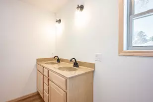 1618 Michigan Ave, Wisconsin Dells, WI 53965 - Photo 32