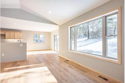 1618 Michigan Avenue, Wisconsin Dells, WI 53965 - Photo 12