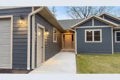 1618 Michigan Avenue, Wisconsin Dells, WI 53965 - Photo 2