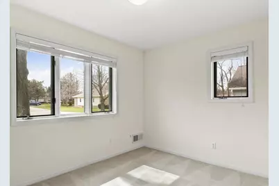 7204 Saukdale Drive, Madison, WI 53717 - Photo 12