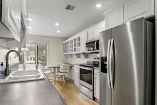 7204 Saukdale Dr, Madison, WI 53717 - Photo 6