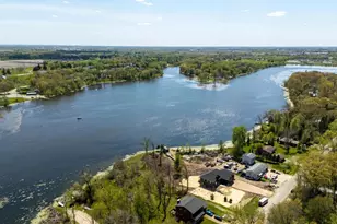 W647 Oak Shore Dr, Fall River, WI 53932 - Photo 44
