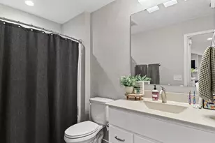 6282 Stone Gate Dr, Madison, WI 53719 - Photo 16