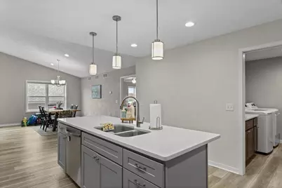 6282 Stone Gate Drive, Madison, WI 53719 - Photo 4