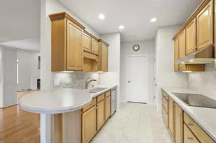 3216 Conservancy Ln, Middleton, WI 53562 - Photo 12