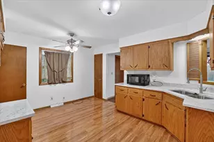 3160 S 95th St, Milwaukee, WI 53227 - Photo 16