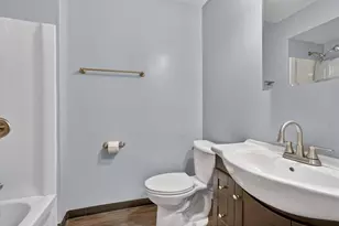 3160 S 95th St, Milwaukee, WI 53227 - Photo 22