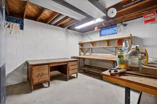 3160 S 95th St, Milwaukee, WI 53227 - Photo 28