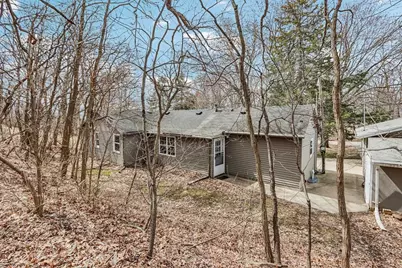 5040 Crestview Road, Marshall, WI 53559 - Photo 4