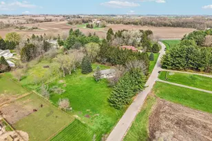 5963 Cherokee Valley Pass, Waunakee, WI 53597 - Photo 2