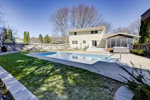 5310 Valley Dr, Mcfarland, WI 53558 - Photo 70