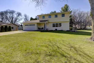 5310 Valley Dr, Mcfarland, WI 53558 - Photo 76
