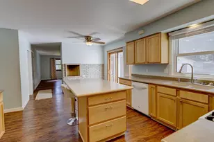 5310 Valley Dr, Mcfarland, WI 53558 - Photo 10