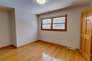 5310 Valley Dr, Mcfarland, WI 53558 - Photo 34