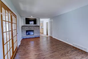 5310 Valley Dr, Mcfarland, WI 53558 - Photo 24