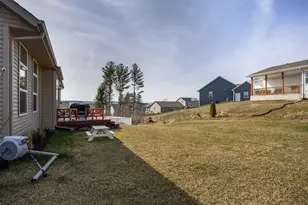 931 Margarets Wy, Belleville, WI 53508 - Photo 34