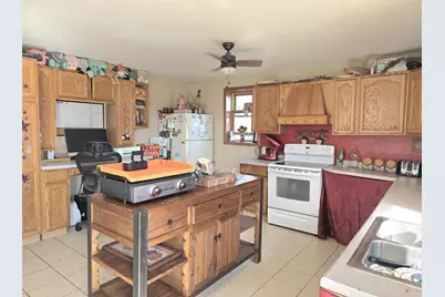 215 E Logan Street, Tomah, WI 54660 - Photo 14