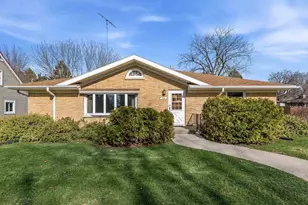 609 Greenfield Ave, Beaver Dam, WI 53916 - Photo 1