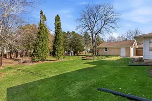 609 Greenfield Ave, Beaver Dam, WI 53916 - Photo 30