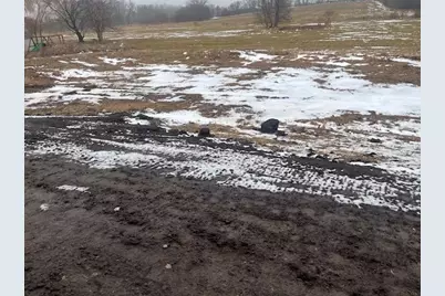 190 Deerrun Drive, Fall River, WI 53932 - Photo 8