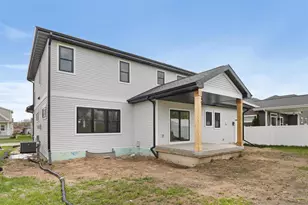 3240 Prospect Dr, Sun Prairie, WI 53590 - Photo 6