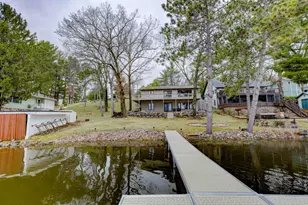 842 E Hiawatha Dr, Wisconsin Dells, WI 53965 - Photo 2