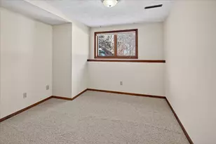 7402 Longmeadow Rd, Madison, WI 53717 - Photo 44