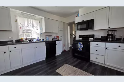 401 E Montgomery Street, Sparta, WI 54656 - Photo 8