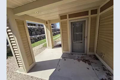 1020 Prospect Avenue #8, Portage, WI 53901 - Photo 6