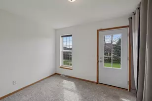 609 Willow Brook Trail, Sun Prairie, WI 53590 - Photo 32