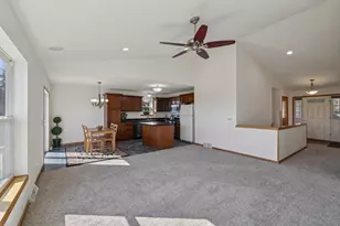 609 Willow Brook Trail, Sun Prairie, WI 53590 - Photo 10