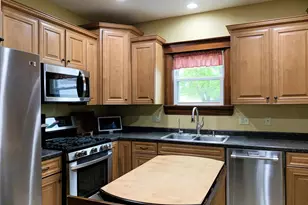 656 W James St, Columbus, WI 53925 - Photo 18