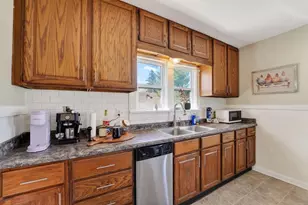 931 Eisenhower Ave, Janesville, WI 53545 - Photo 12