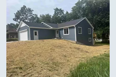 567 Ridge Street, Reedsburg, WI 53959 - Photo 2