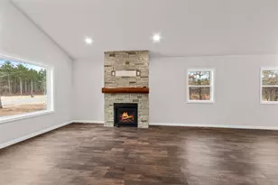 316 Timberline Ct, Nekoosa, WI 54457 - Photo 4