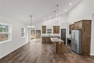 316 Timberline Ct, Nekoosa, WI 54457 - Photo 6