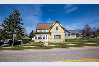 705 Fountain Street, Mineral Point, WI 53565 - Photo 2