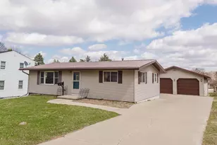 509 S Linn St, Ridgeville, WI 53533 - Photo 1