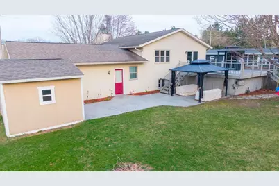 303 N Summit Street, Albany, WI 53502 - Photo 20