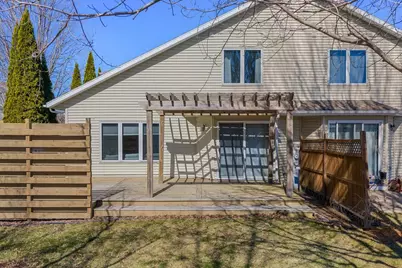 5911 E Open Meadow, Mcfarland, WI 53558 - Photo 6