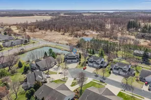 5911 E Open Meadow, Mcfarland, WI 53558 - Photo 12