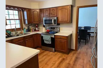 7618 Westchester Drive, Middleton, WI 53562 - Photo 6